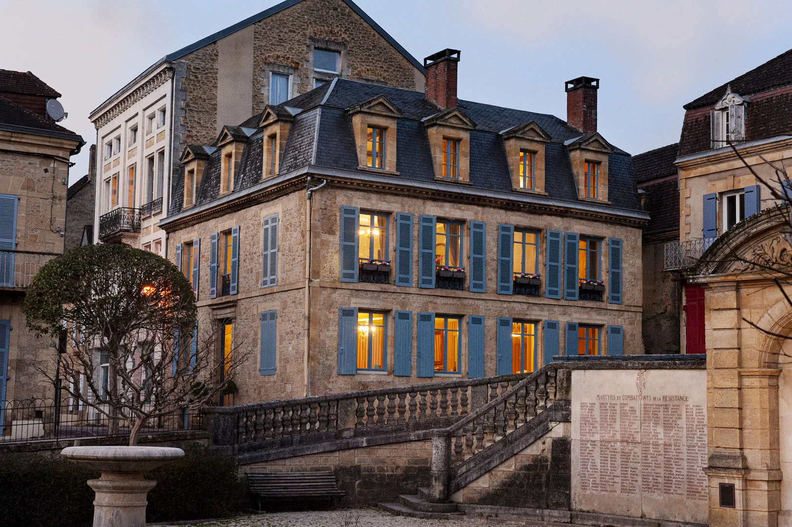 Notre licence autorise quinze hôtes. Nous en accueillons dix au maximum. — Les Cordeliers, Sarlat